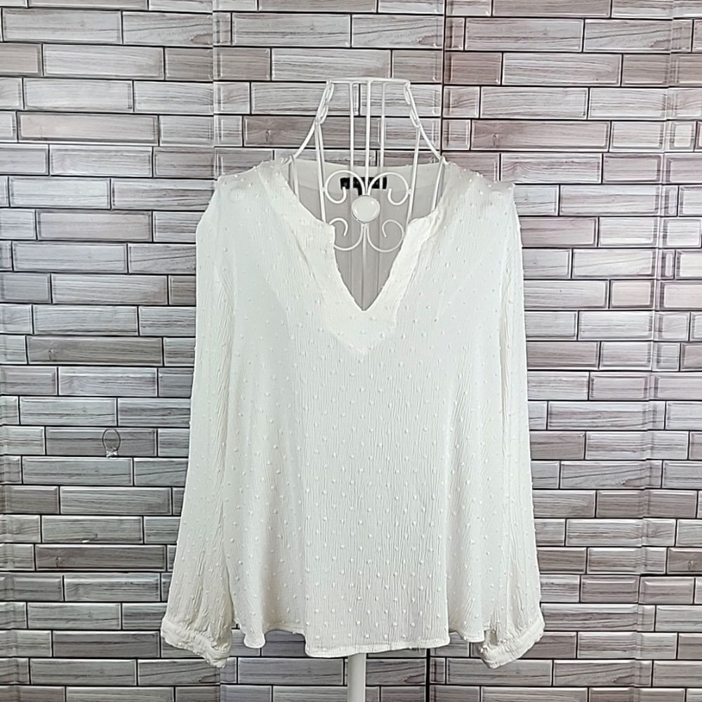 Gibsonlook long sleeve summer white blouse Size L